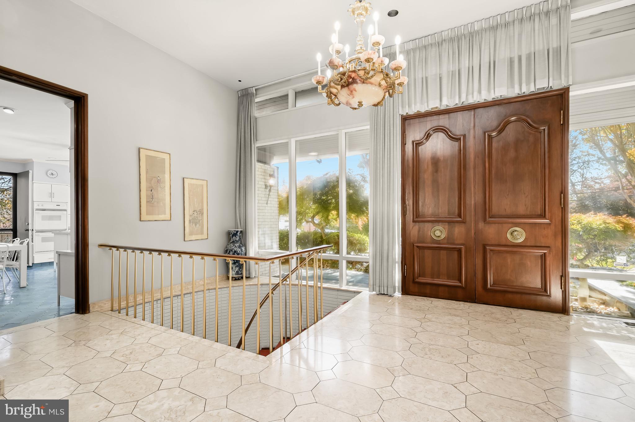 CHEVY CHASE - Residential