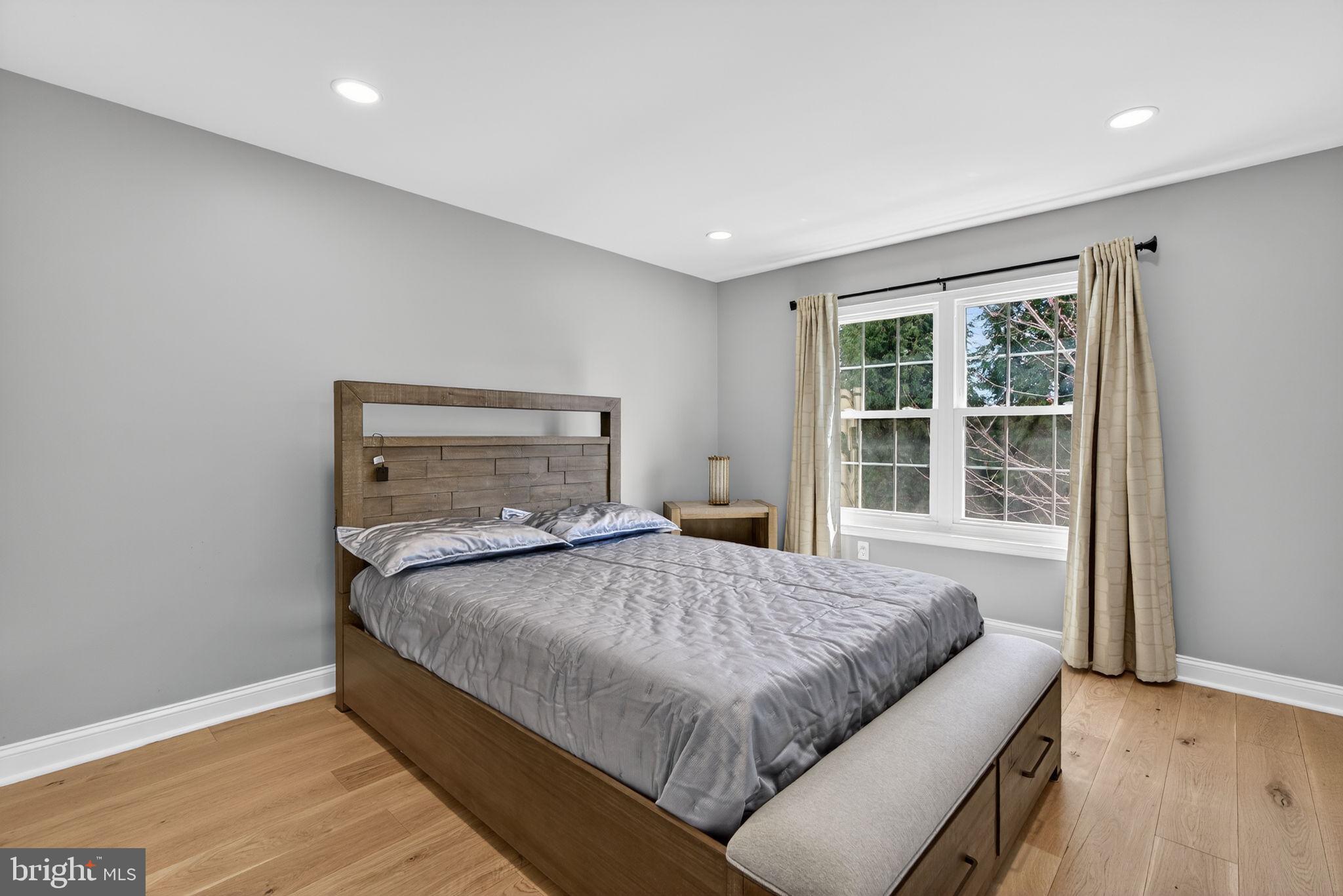 FIELDSTONE - Residential