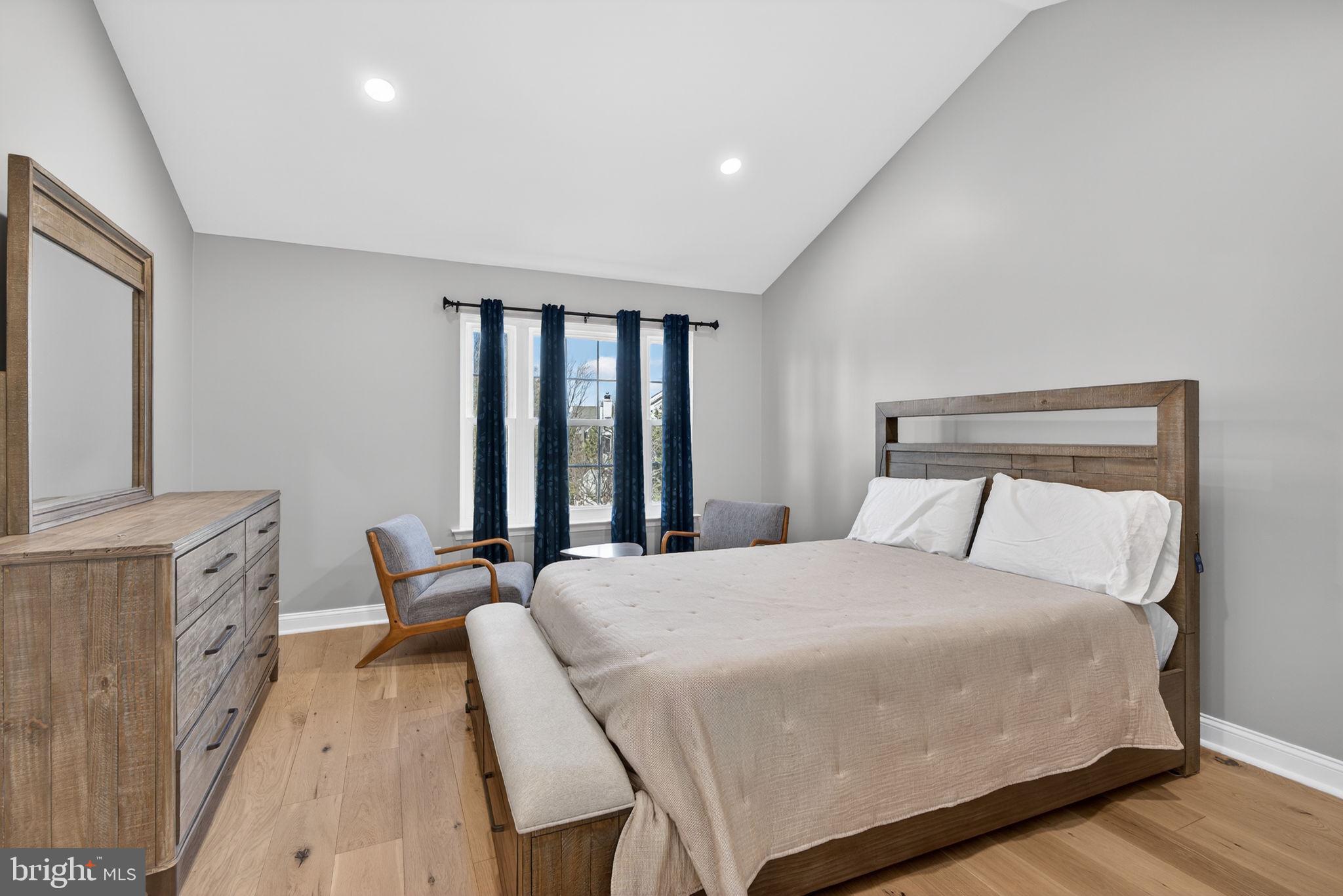 FIELDSTONE - Residential