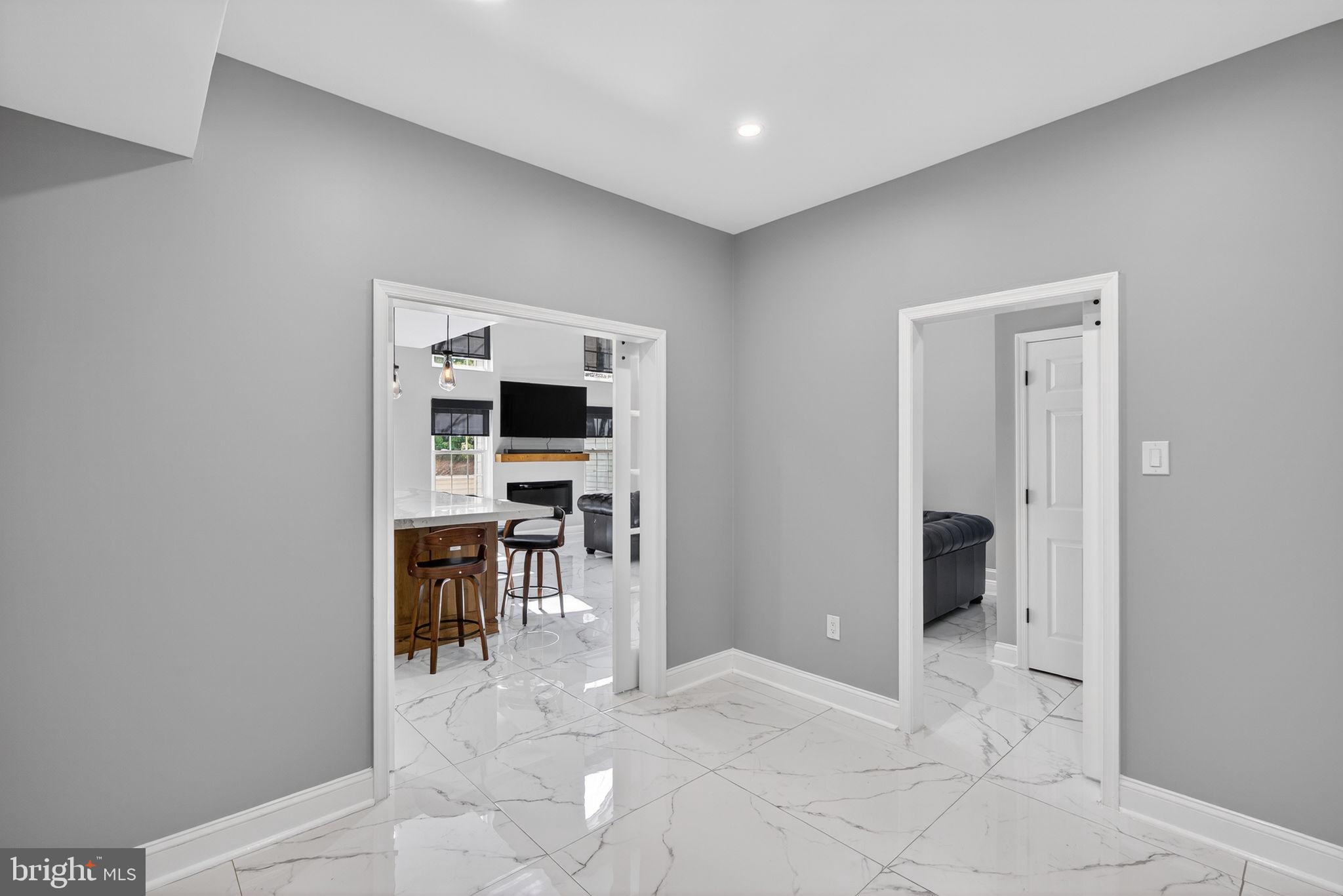 FIELDSTONE - Residential