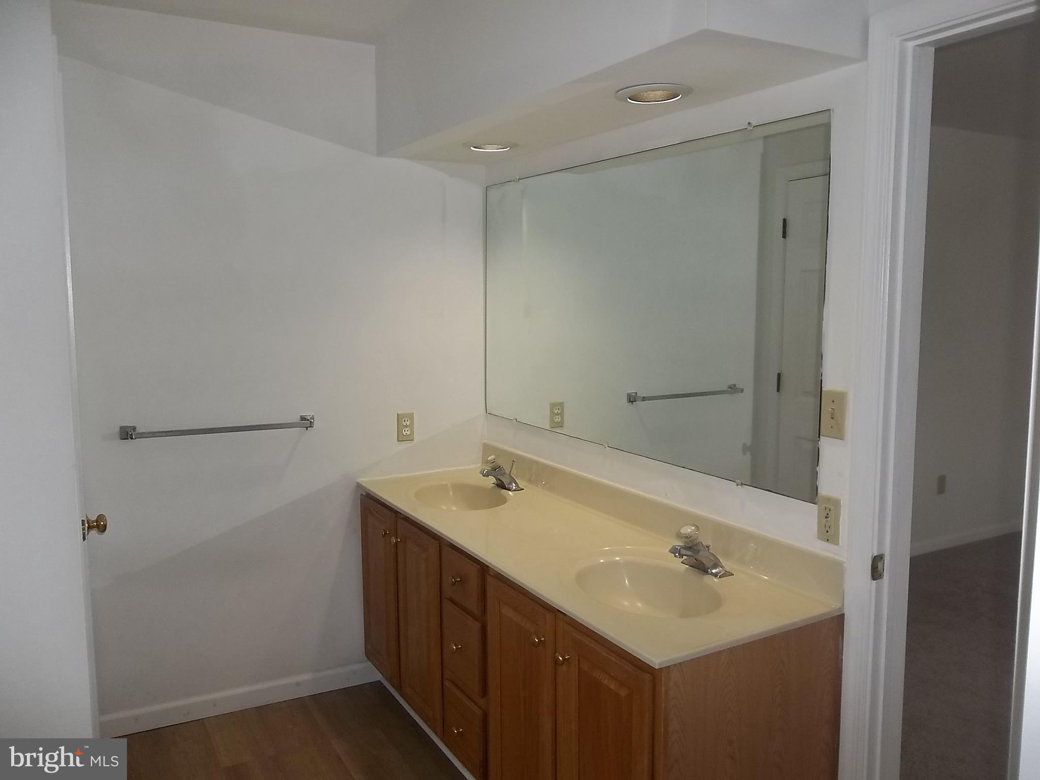 SOUTH HILLS RUN - Residential