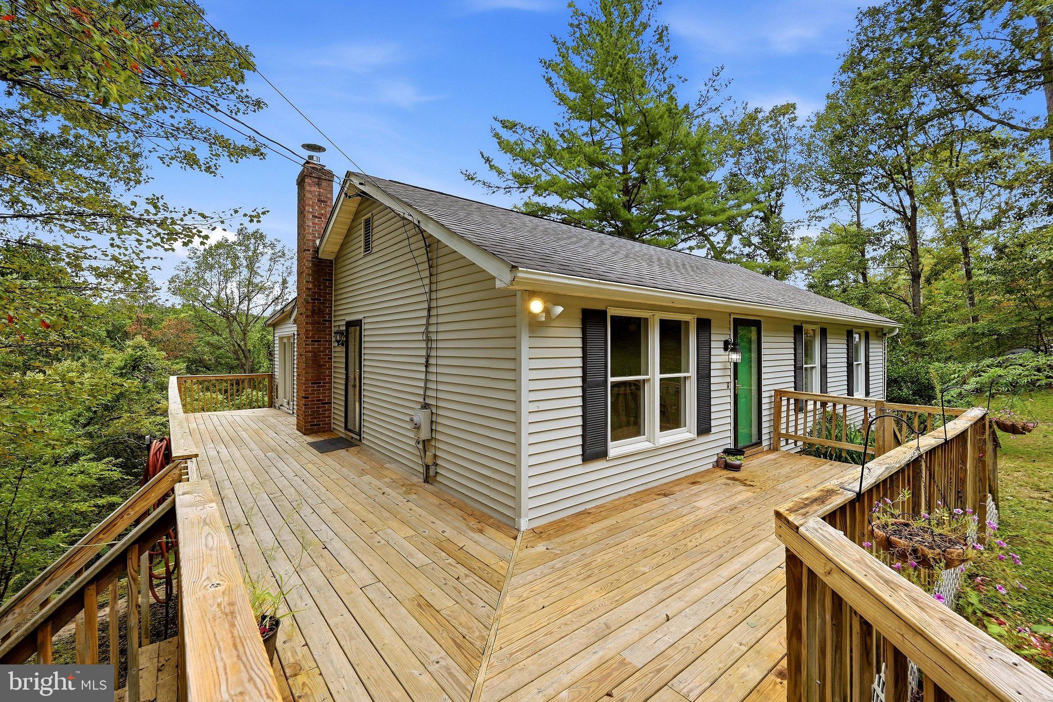 684 GRIMES GOLDEN ROAD