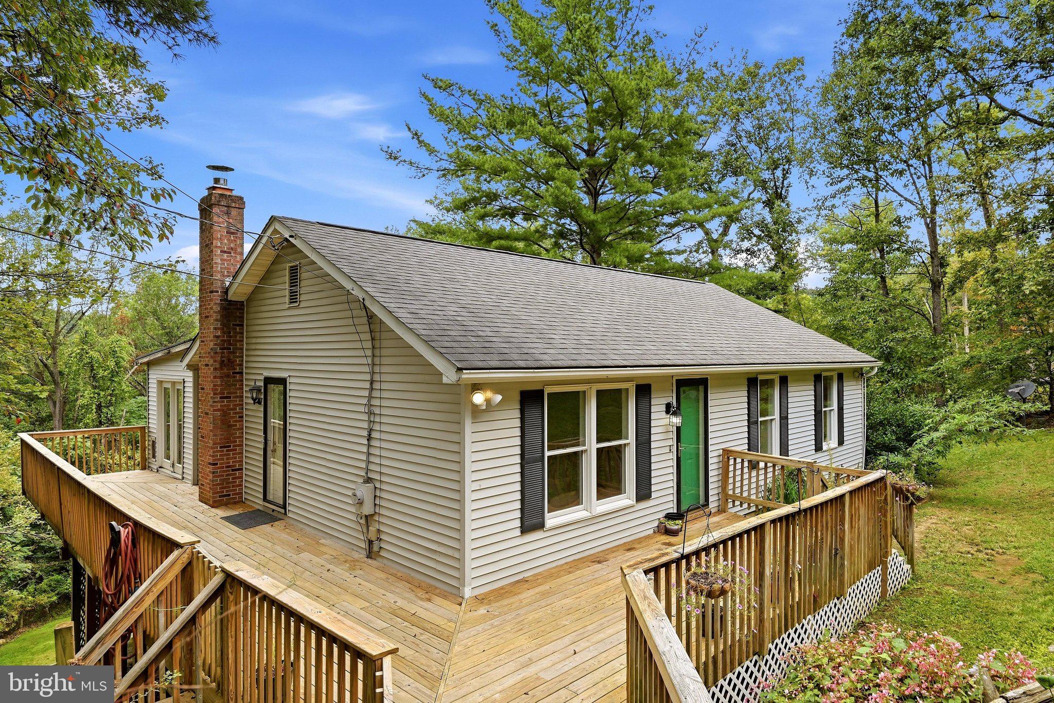 684 GRIMES GOLDEN ROAD