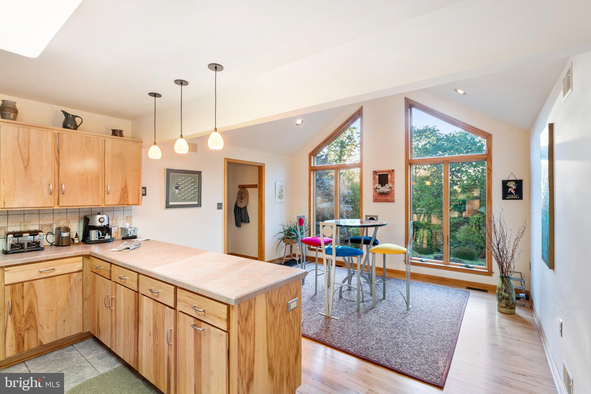 HILLCREST - Residential