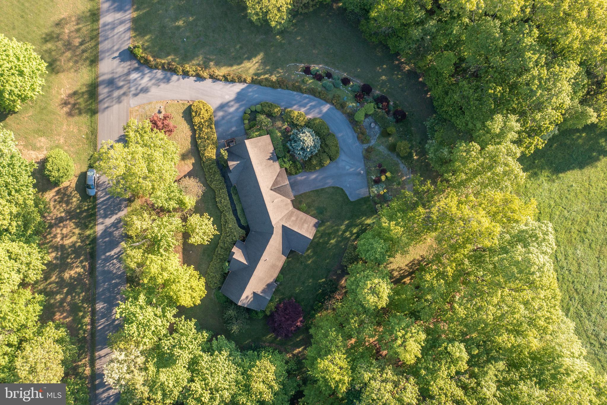 HILLCREST - Residential