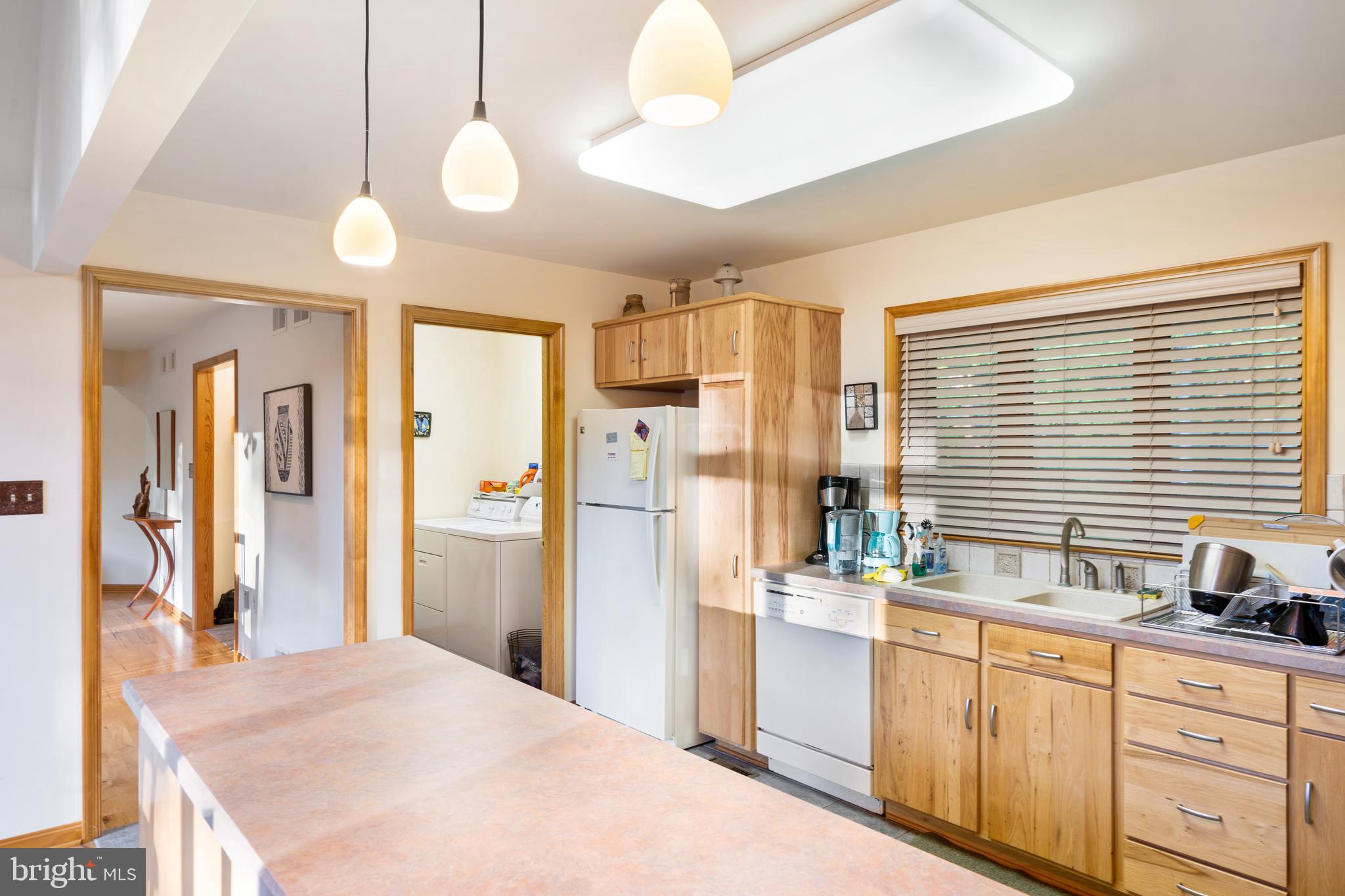 HILLCREST - Residential