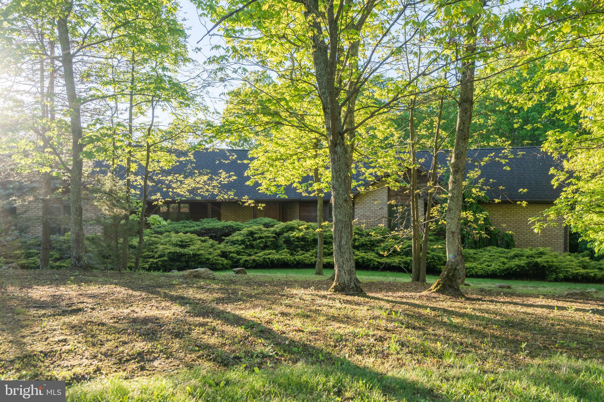 HILLCREST - Residential