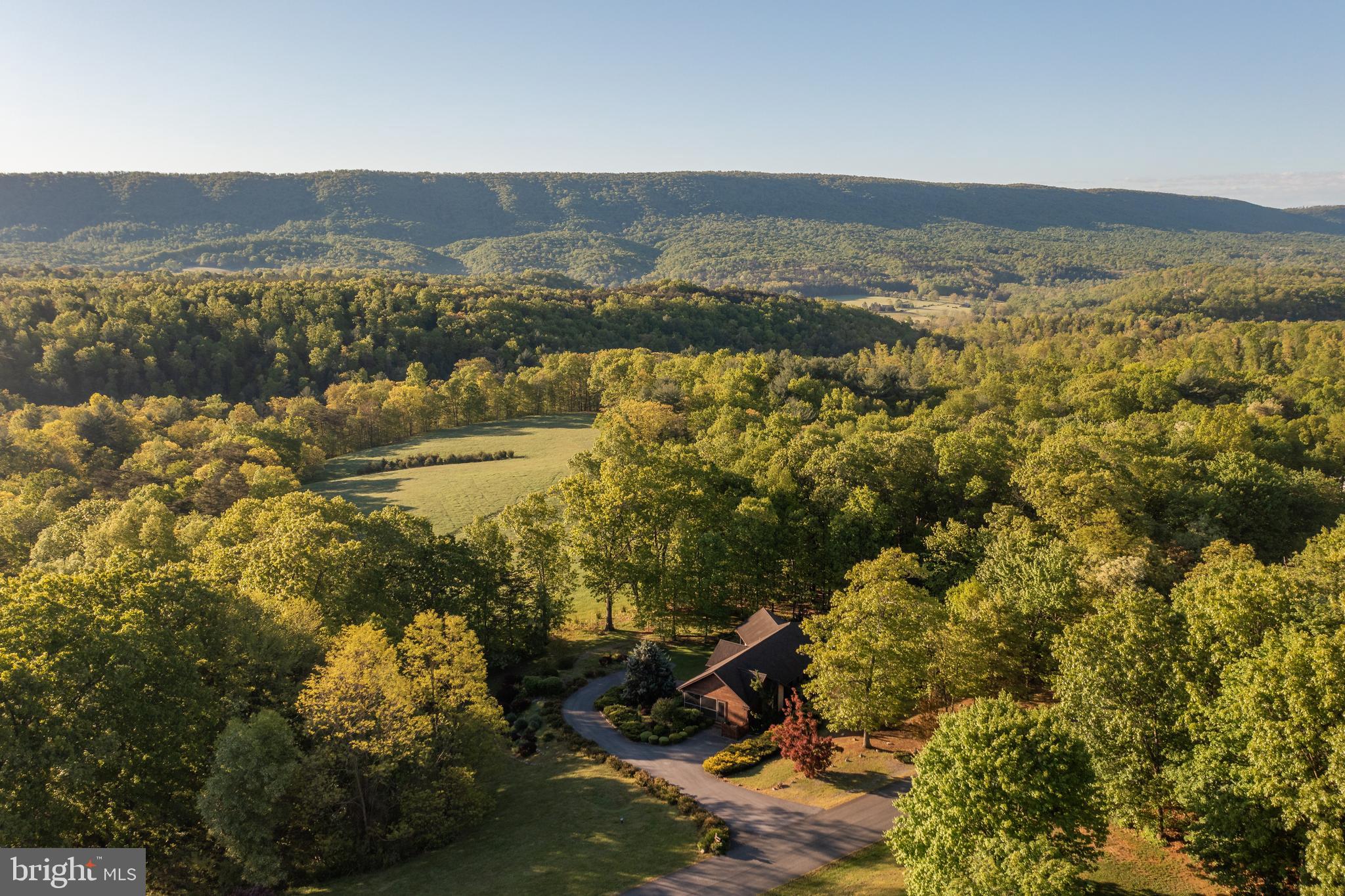 HILLCREST - Residential