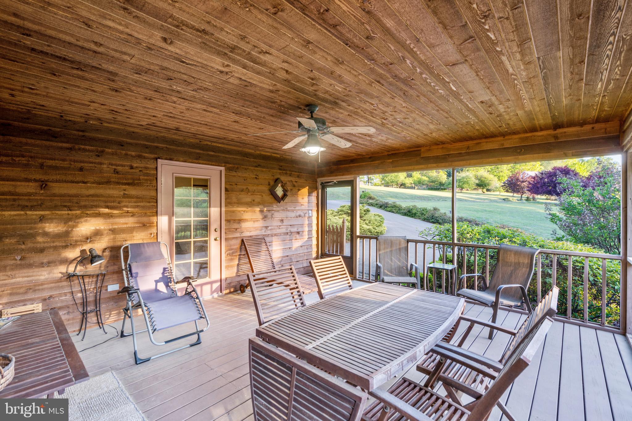 HILLCREST - Residential