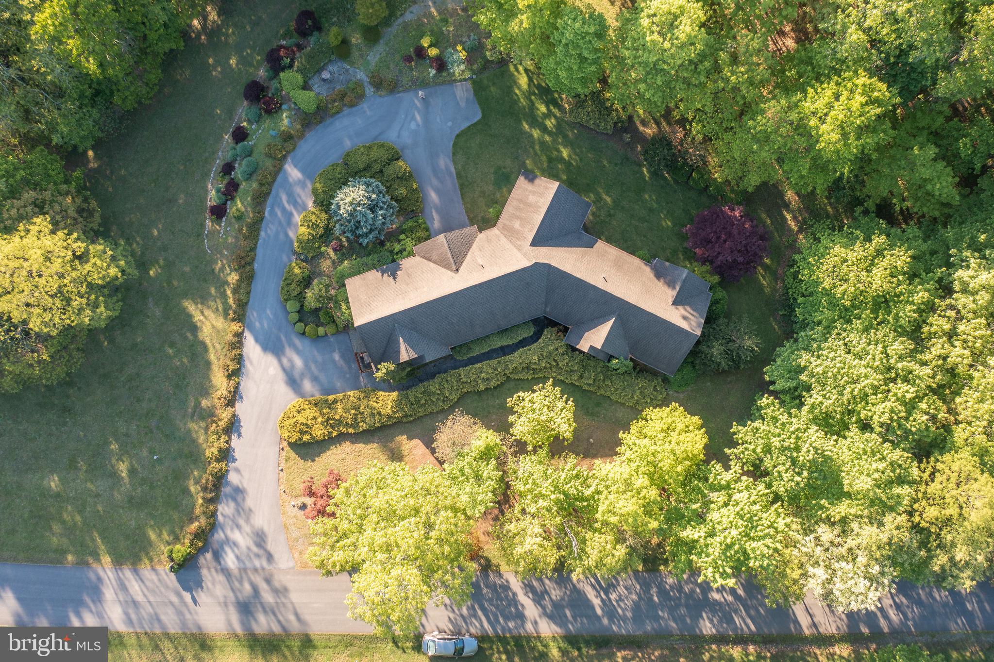 HILLCREST - Residential