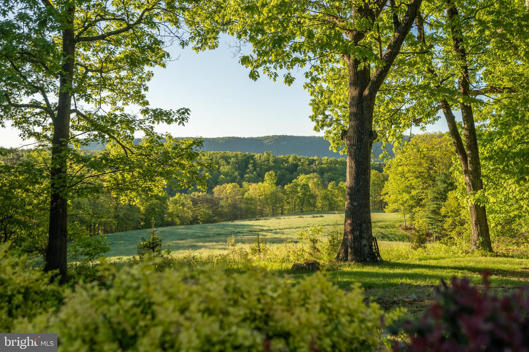 HILLCREST - Residential