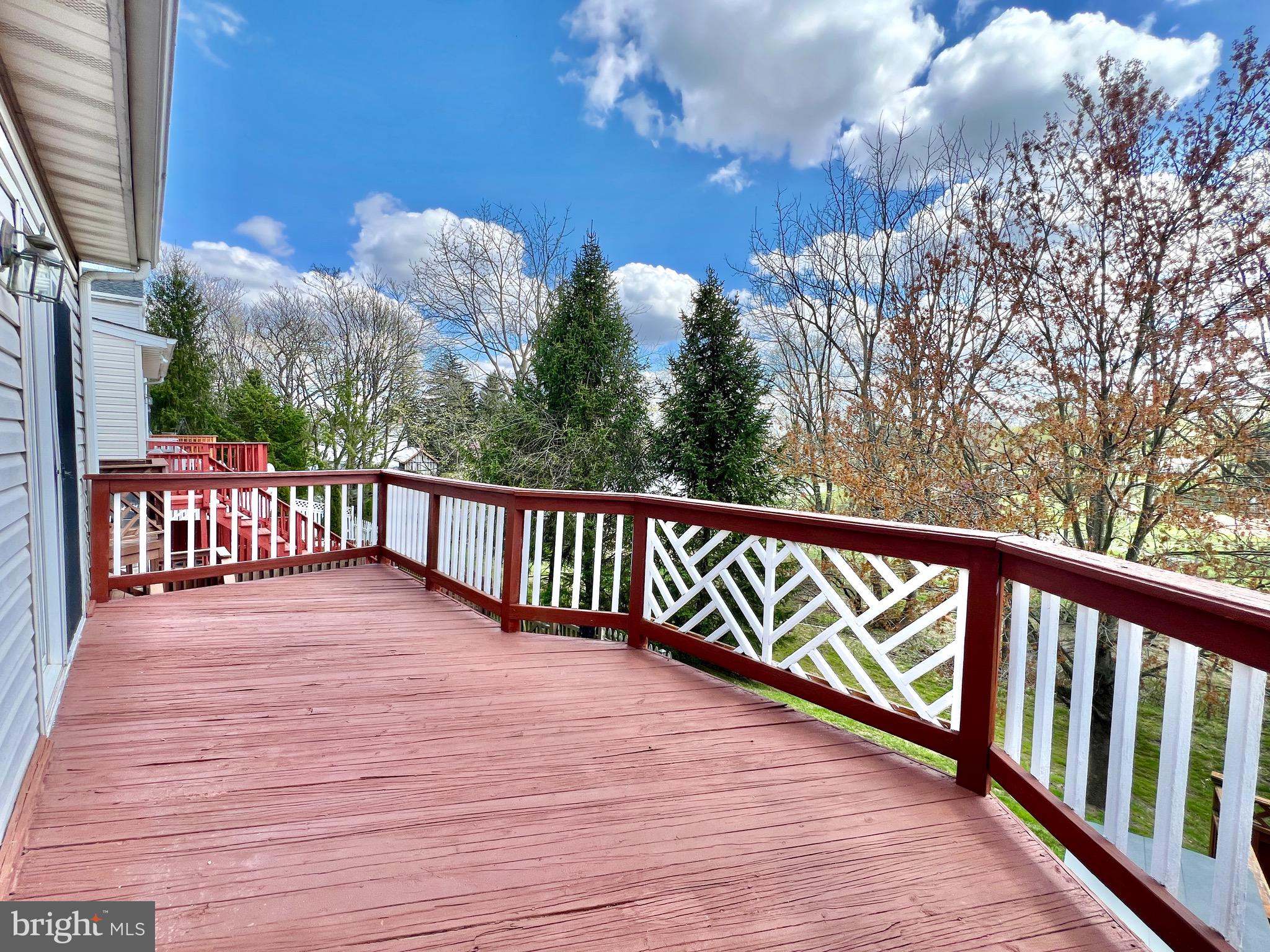 REISTERSTOWN VILLAGE - Residential