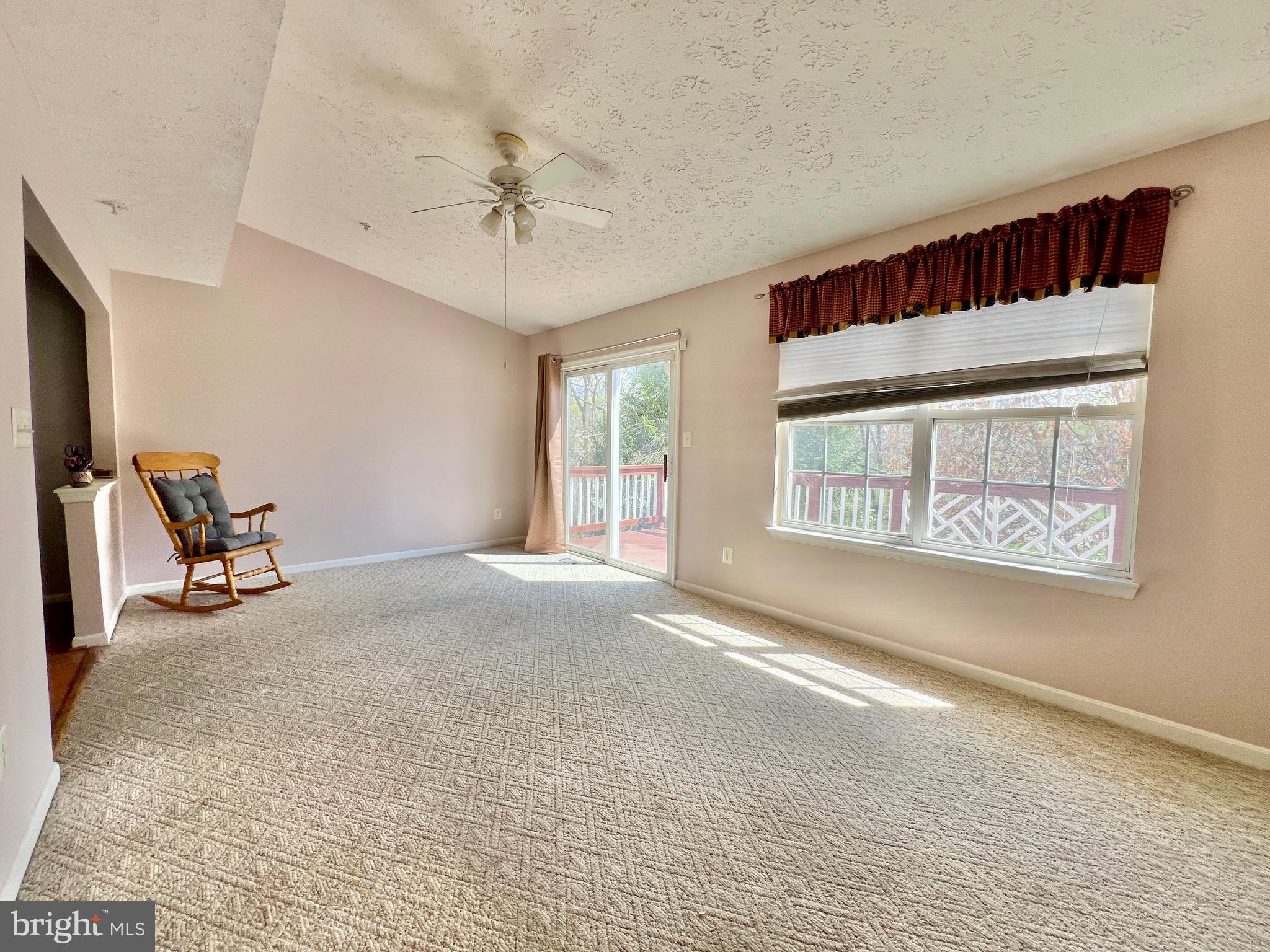 REISTERSTOWN VILLAGE - Residential