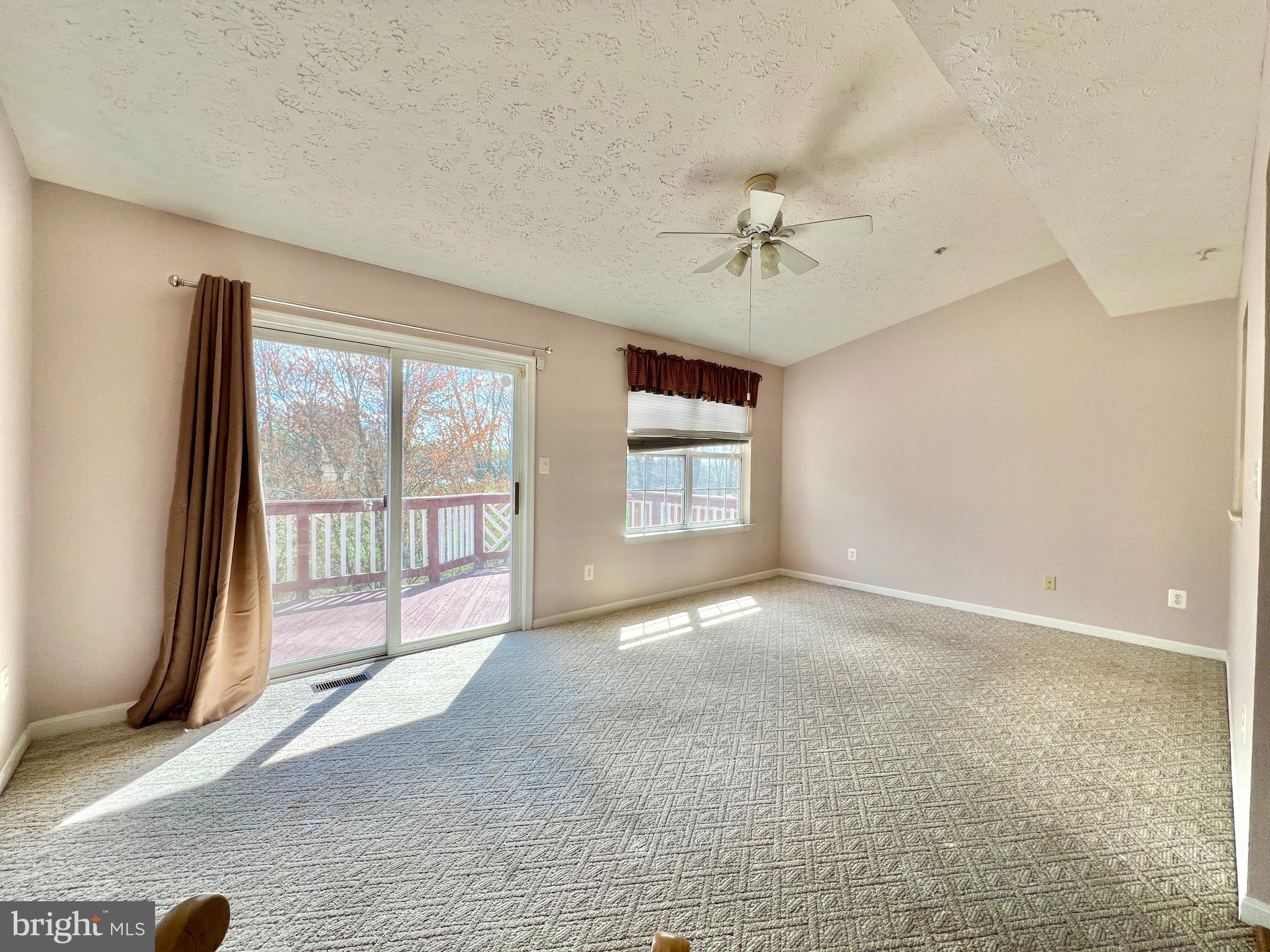 REISTERSTOWN VILLAGE - Residential