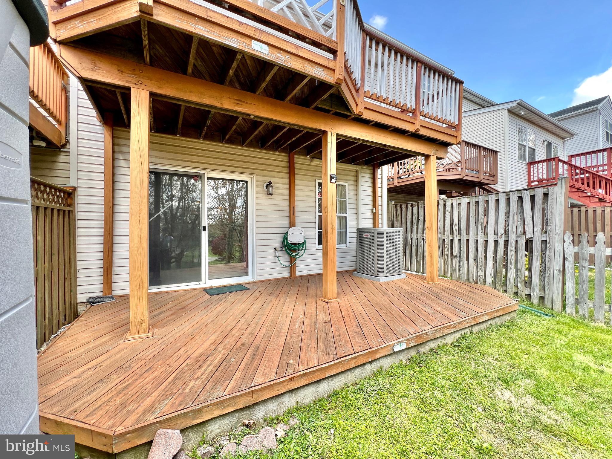 REISTERSTOWN VILLAGE - Residential