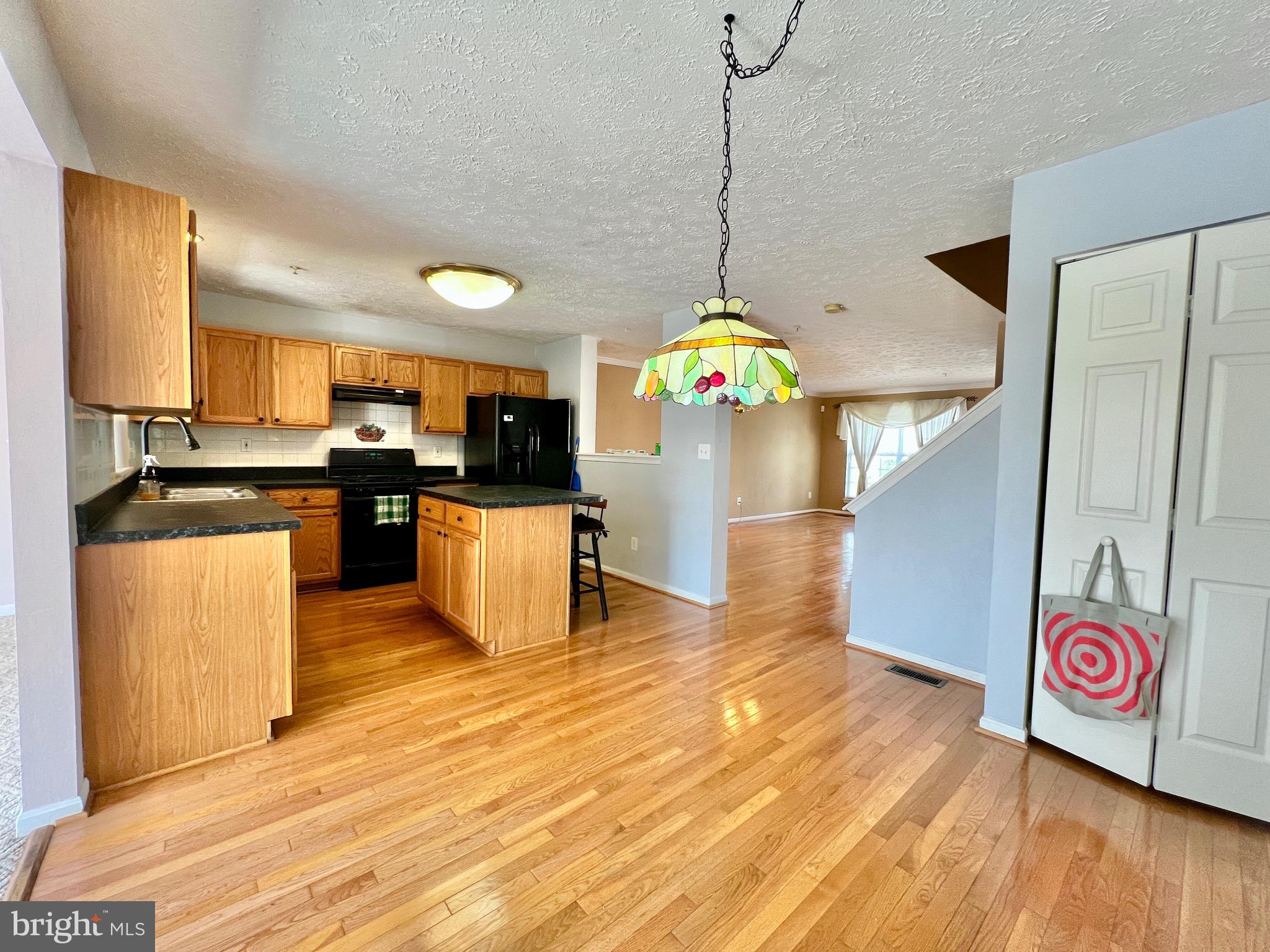 REISTERSTOWN VILLAGE - Residential