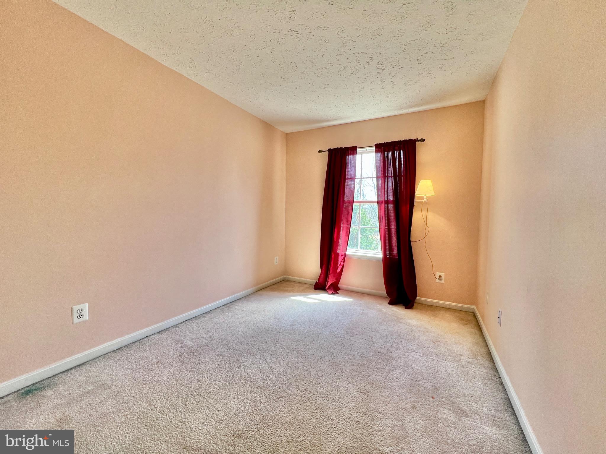 REISTERSTOWN VILLAGE - Residential