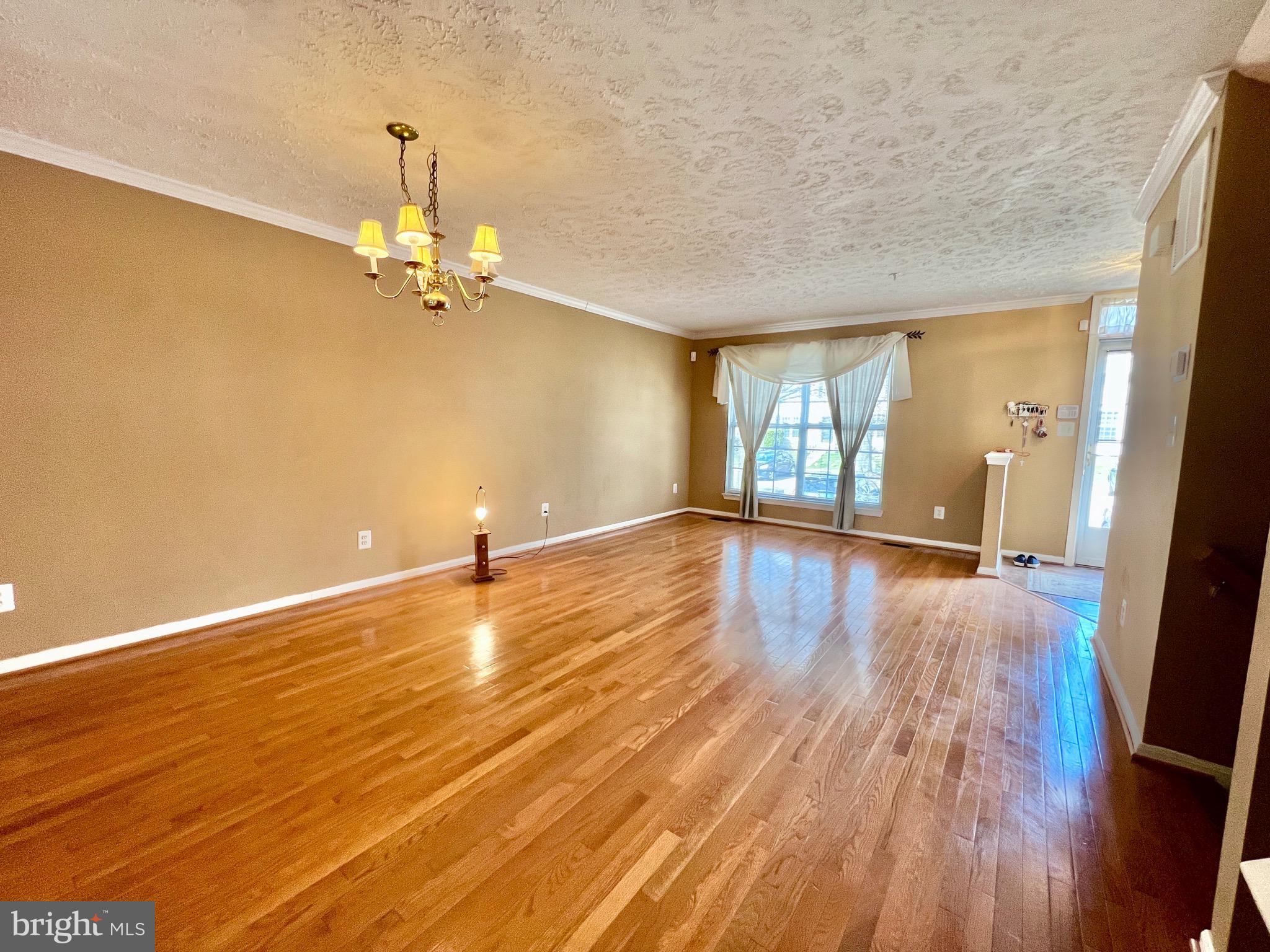 REISTERSTOWN VILLAGE - Residential