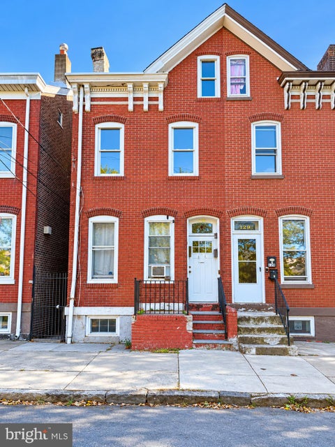 Townhouse For Rent - 131 Tyler Street #2<br/> TRENTON, NJ 08609