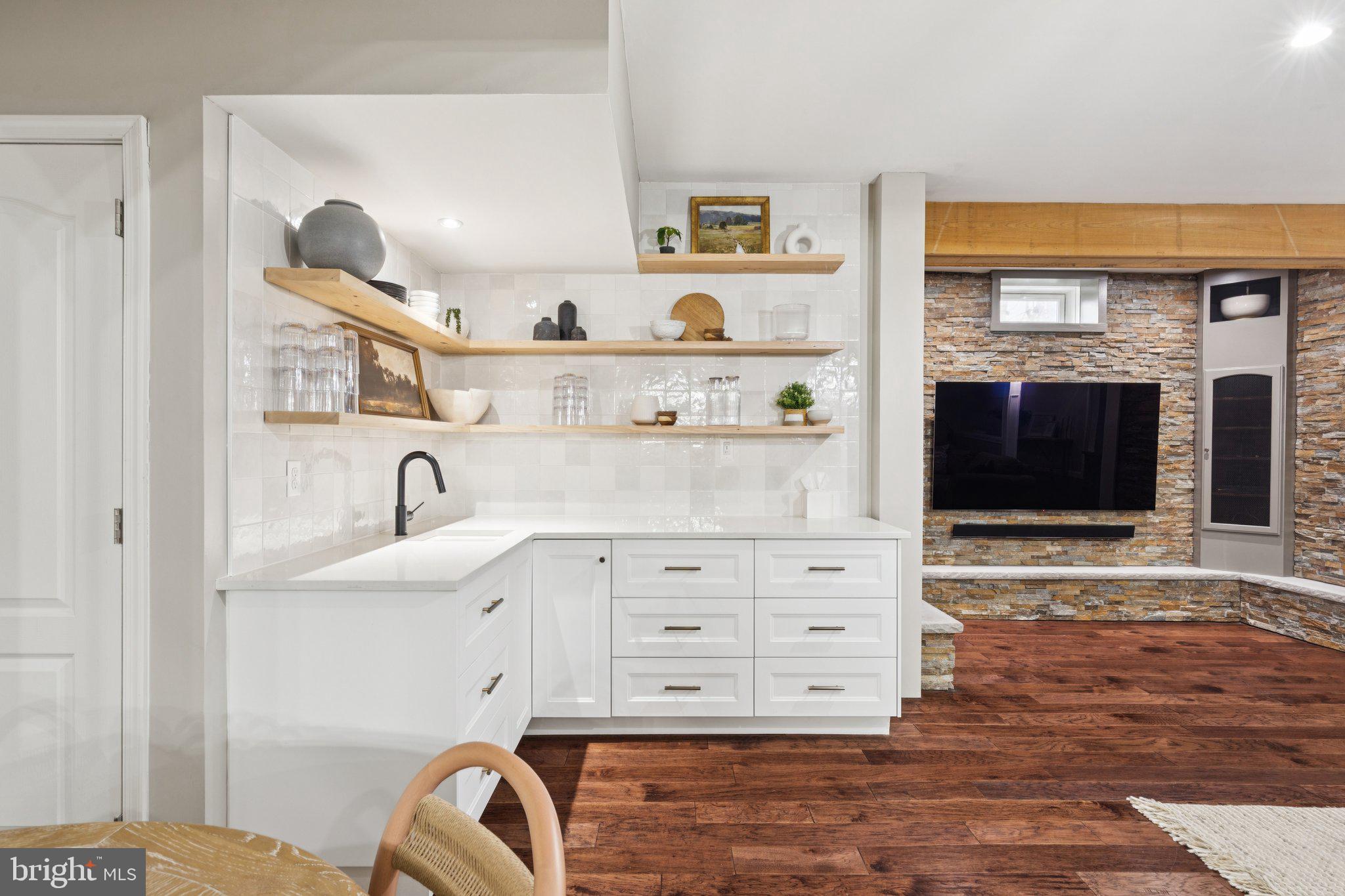 WARRINGTON GLEN - Residential