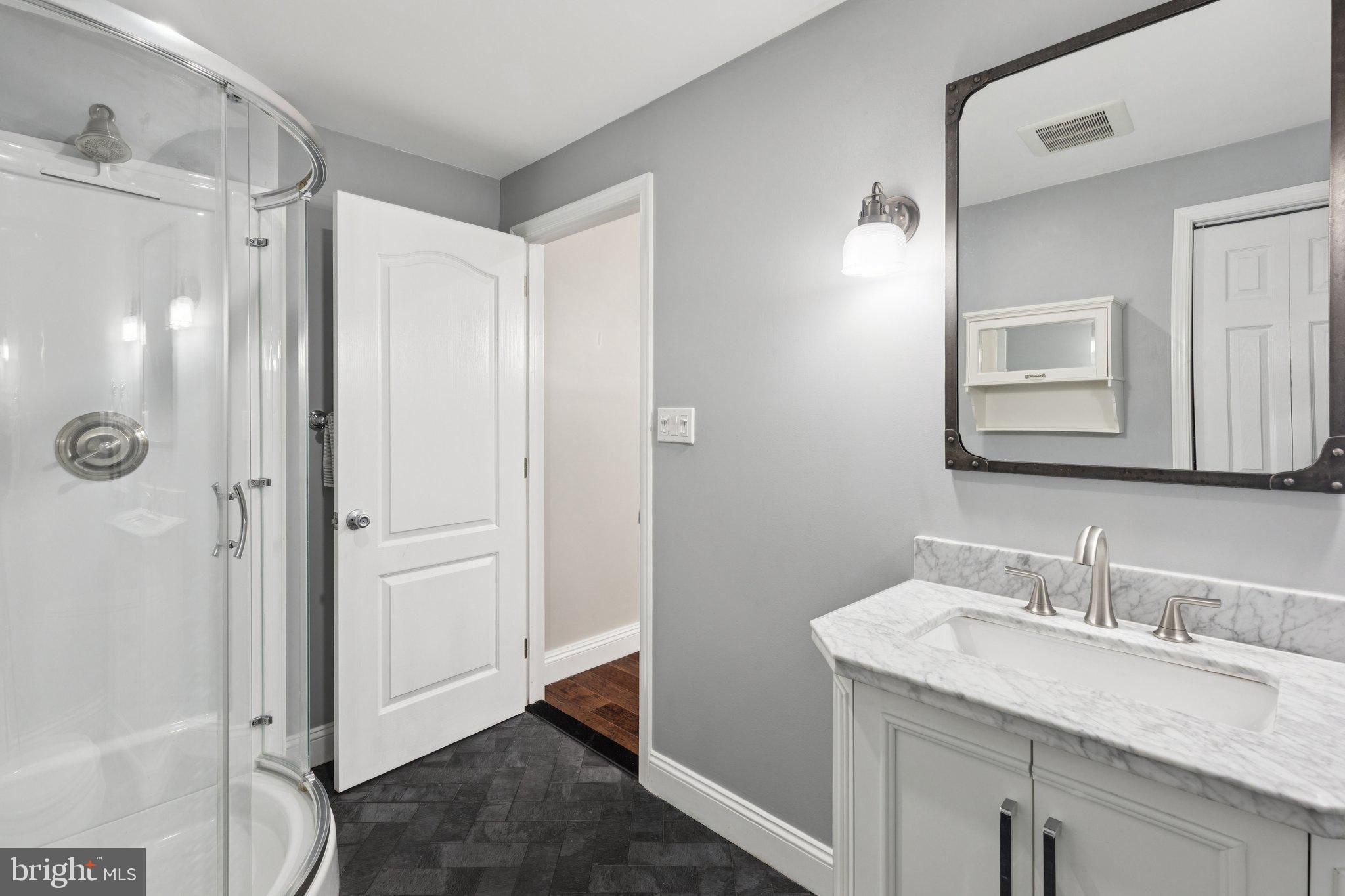 WARRINGTON GLEN - Residential