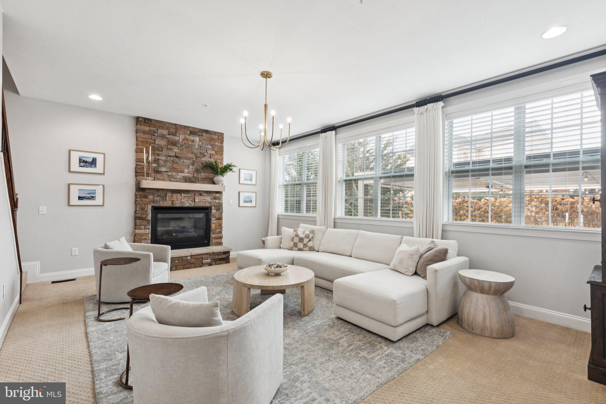 WARRINGTON GLEN - Residential