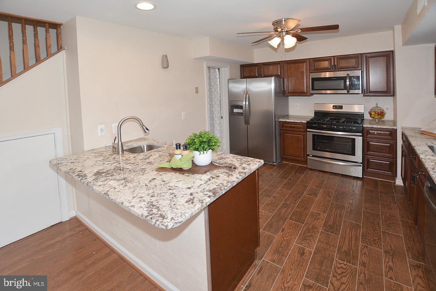 FAIRFAX HERITAGE - Residential Lease