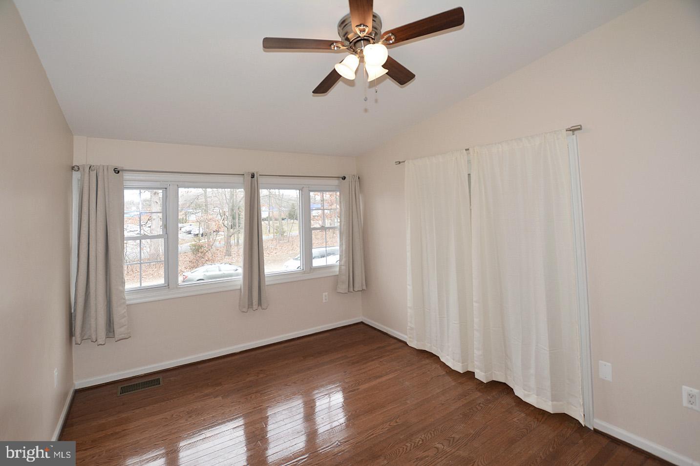 FAIRFAX HERITAGE - Residential Lease