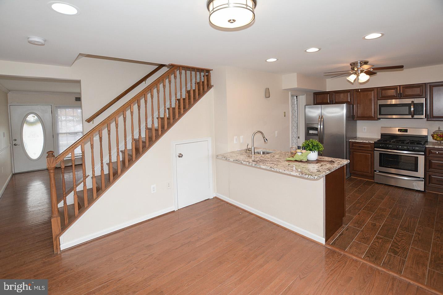 FAIRFAX HERITAGE - Residential Lease