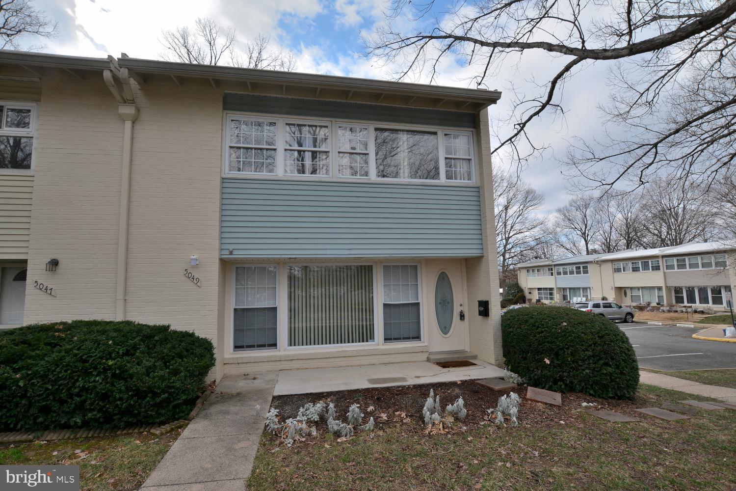 FAIRFAX HERITAGE - Residential Lease