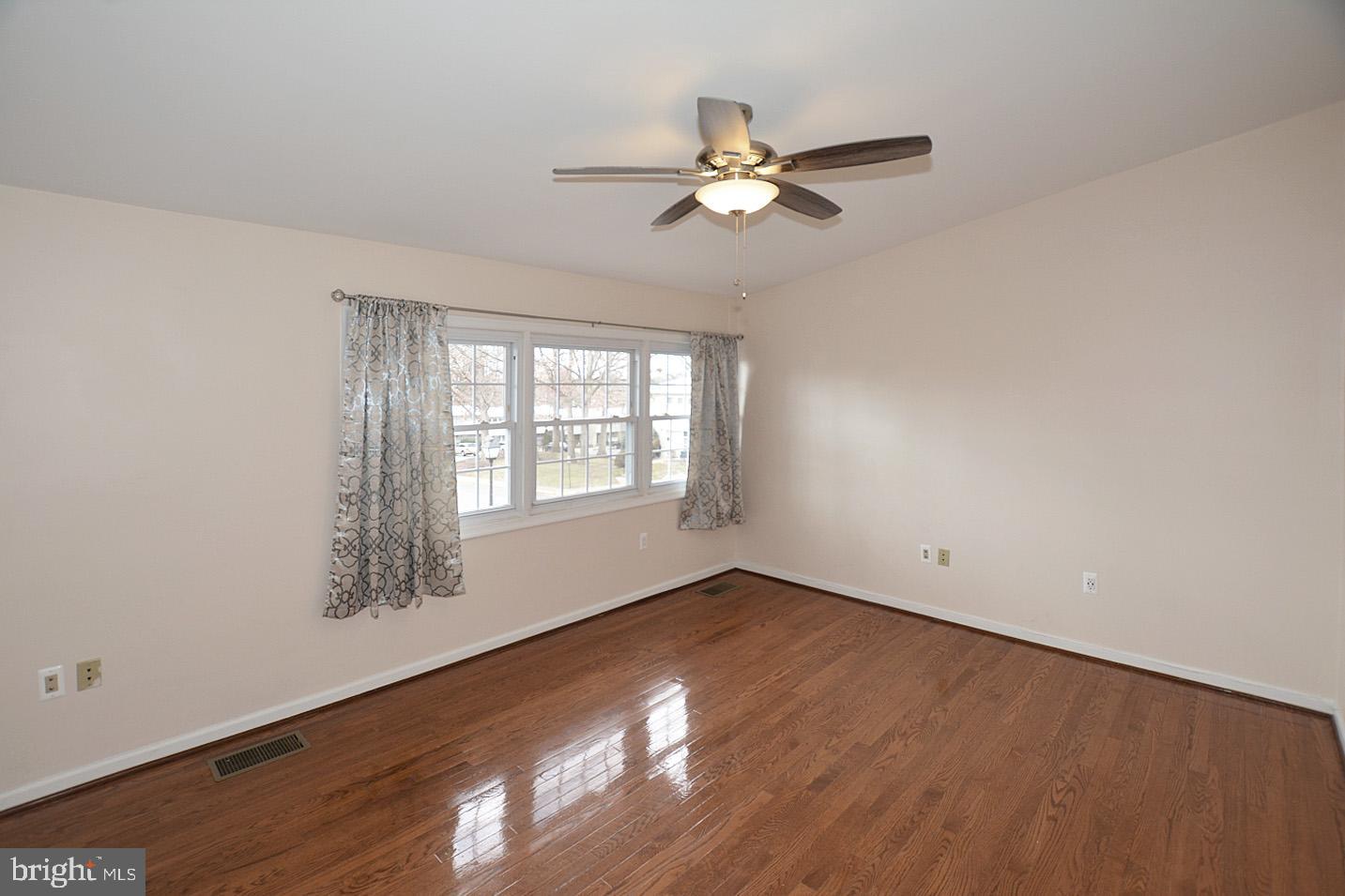 FAIRFAX HERITAGE - Residential Lease