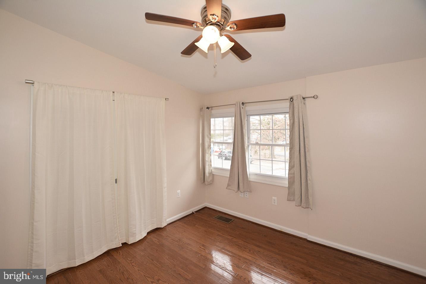 FAIRFAX HERITAGE - Residential Lease