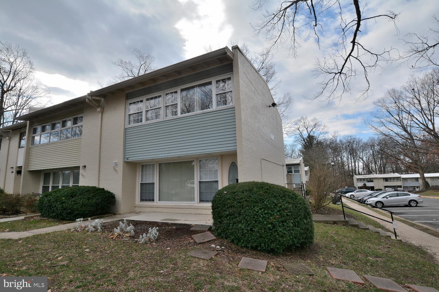 FAIRFAX HERITAGE - Residential Lease