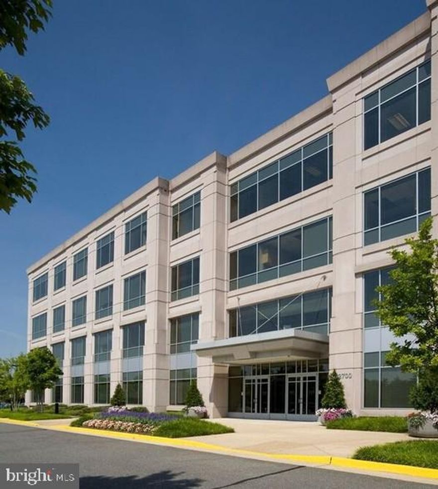 Walk to Herndon Metro Station and Herndon-Monroe Park and Ride. The property abuts the Reston Nature Preserve, a 25 acre green environment with walking/jogging trails. Area amenities include Starbucks, PeiWei, Panera, Moby Dick, and Harris Teeter.
