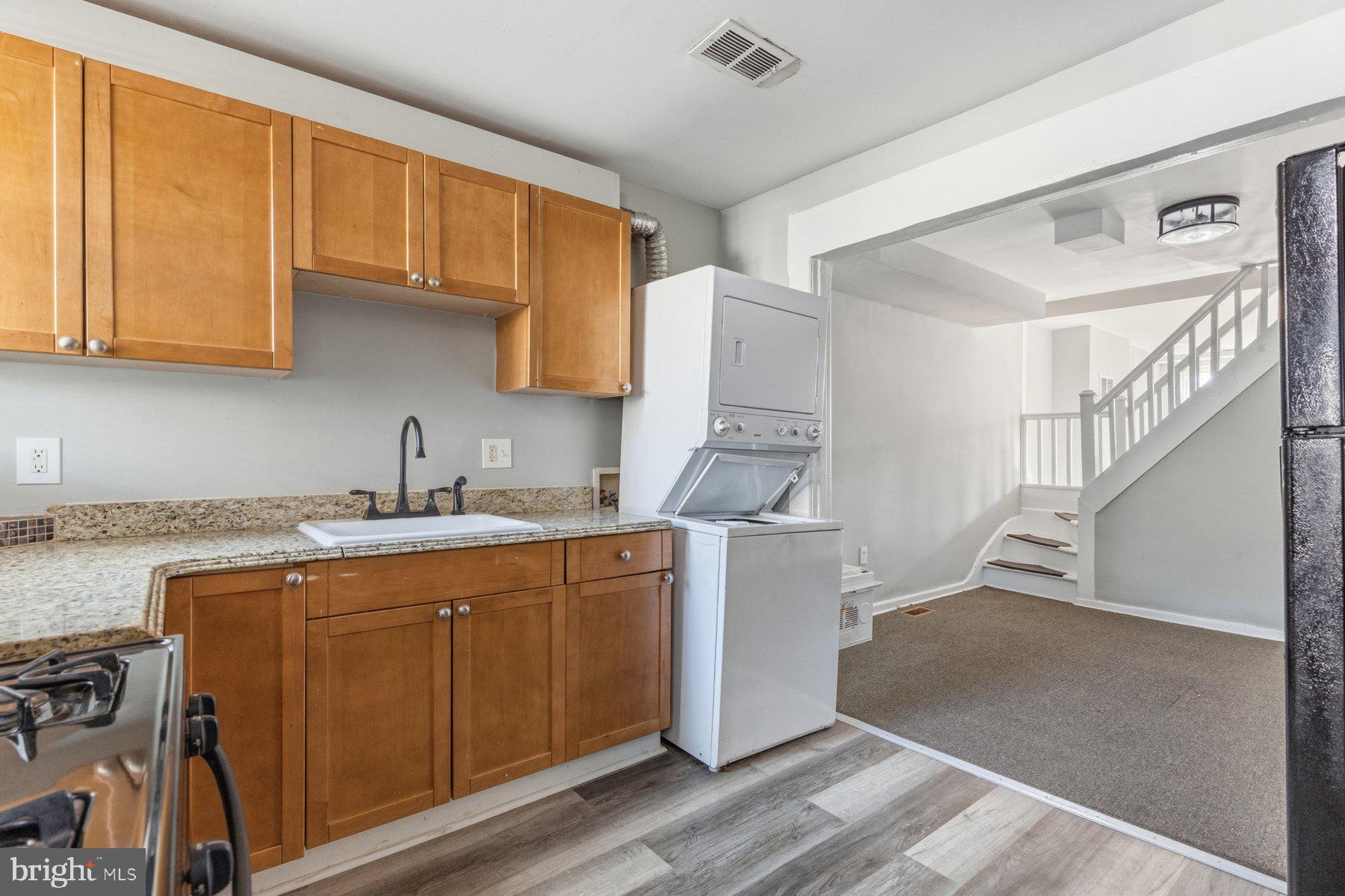 WASHINGTON VILLAGE - Residential