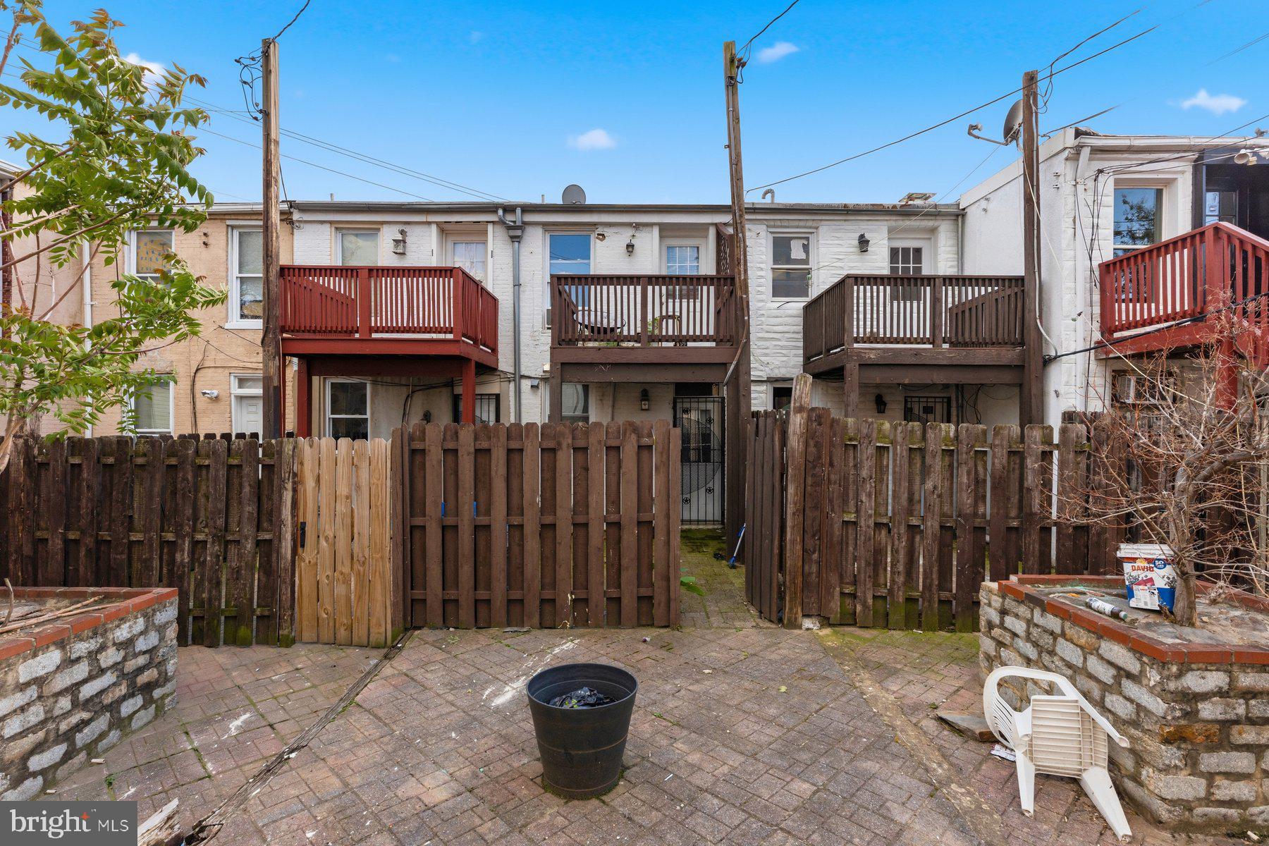 WASHINGTON VILLAGE - Residential