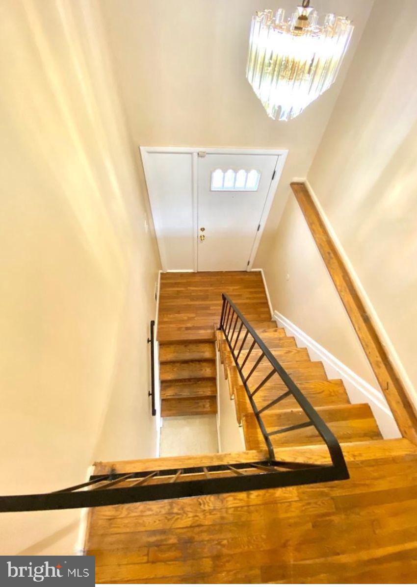 822 BOOKER PLACE