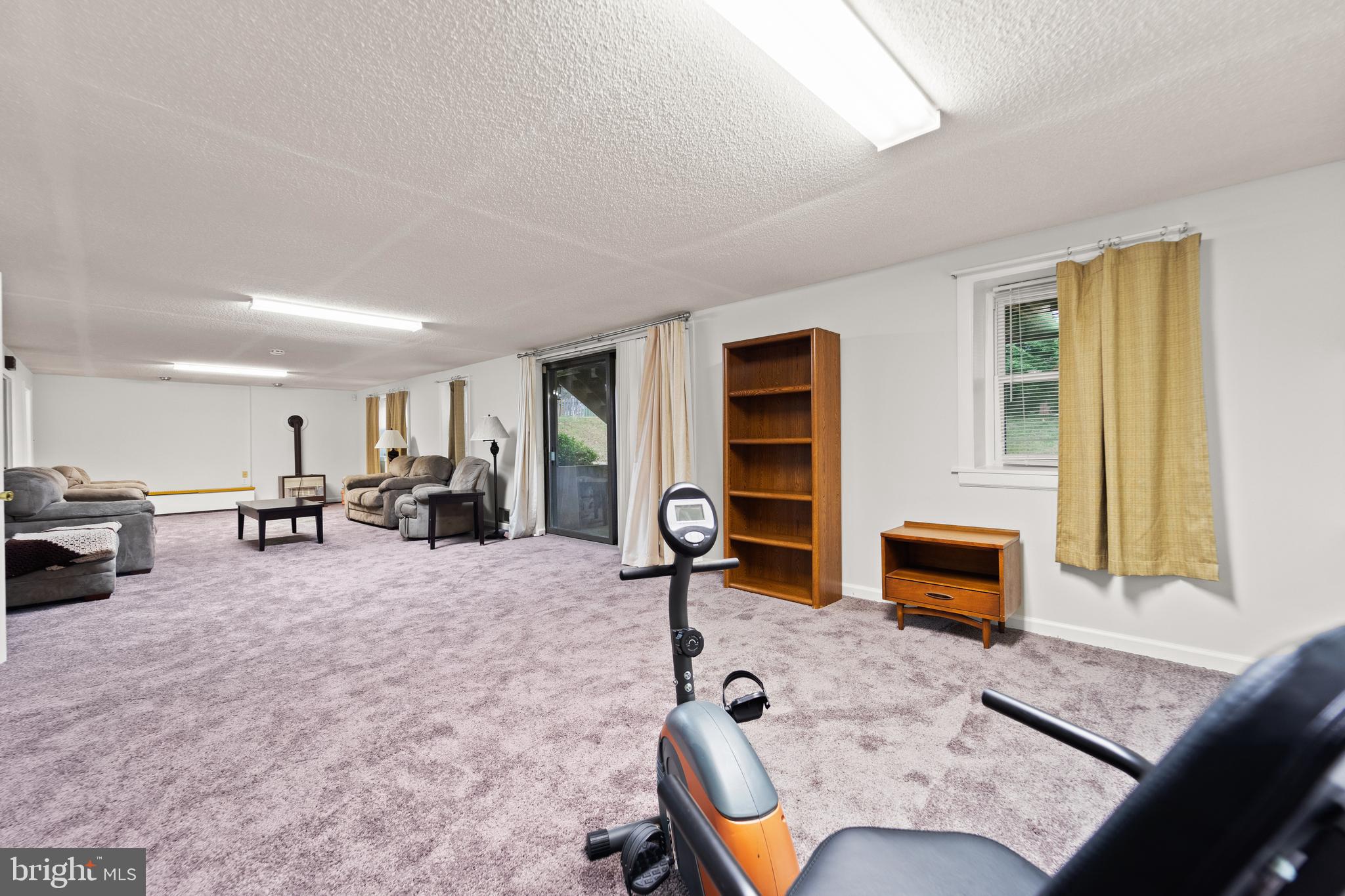 HICKORY RIDGE - Residential Lease