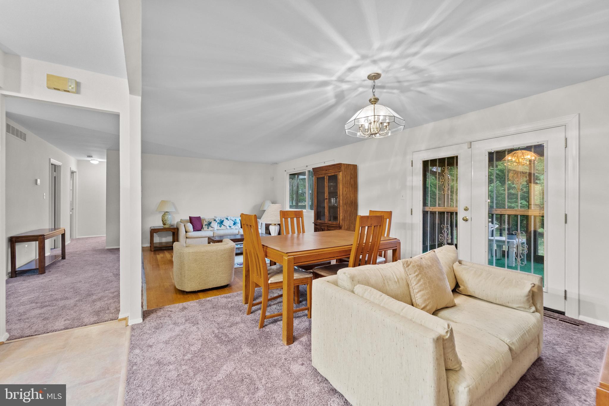 HICKORY RIDGE - Residential Lease