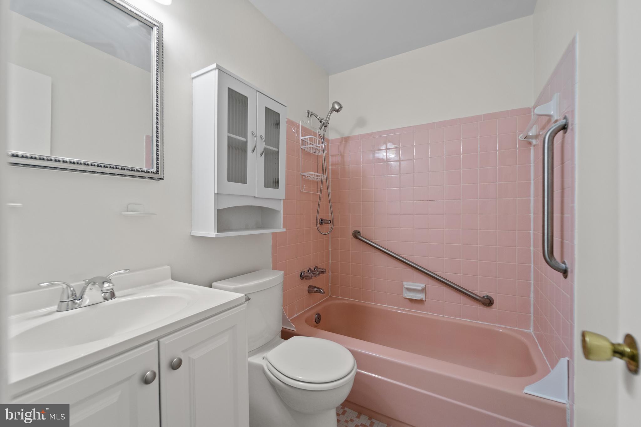 HICKORY RIDGE - Residential Lease