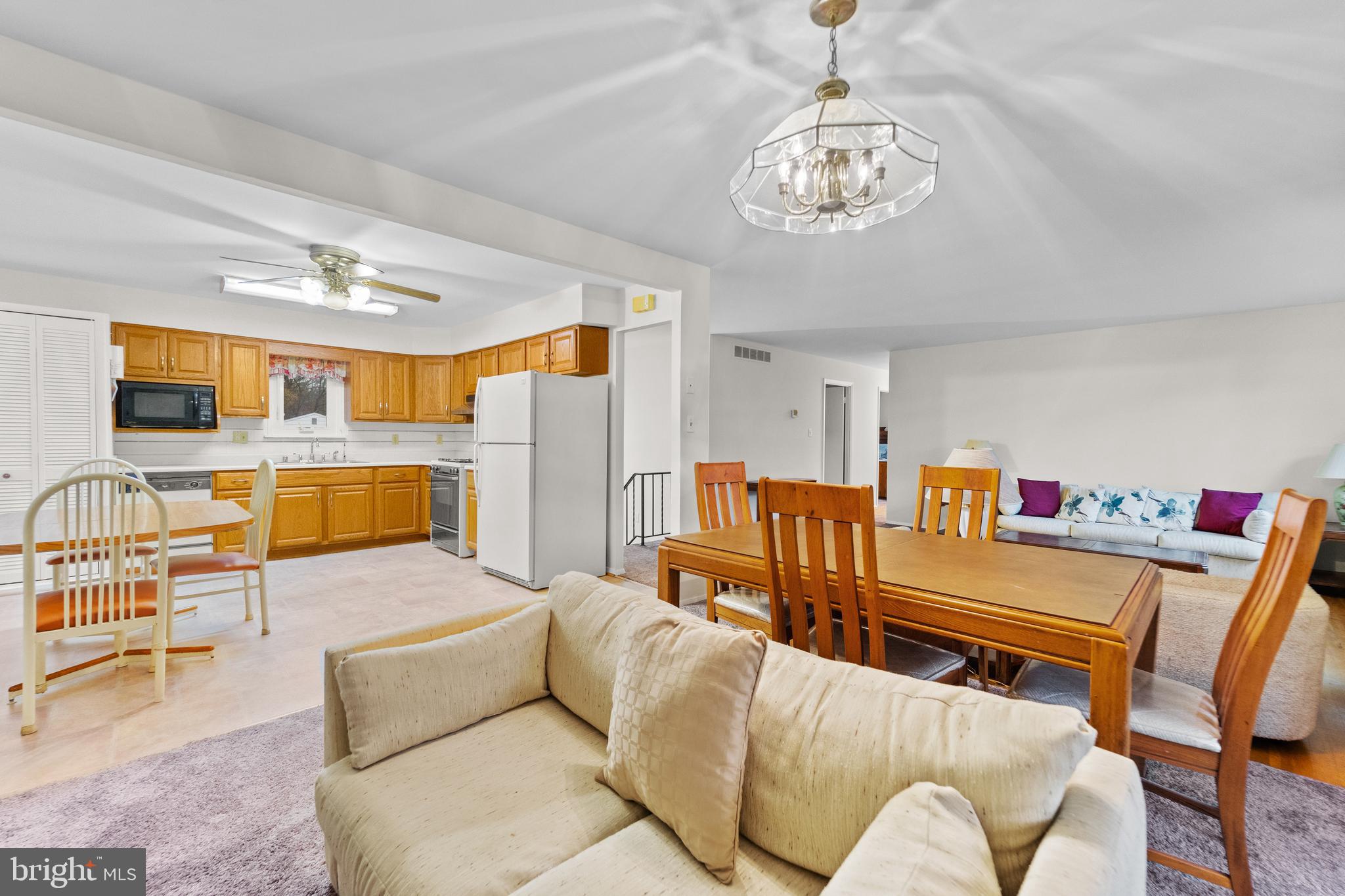 HICKORY RIDGE - Residential Lease