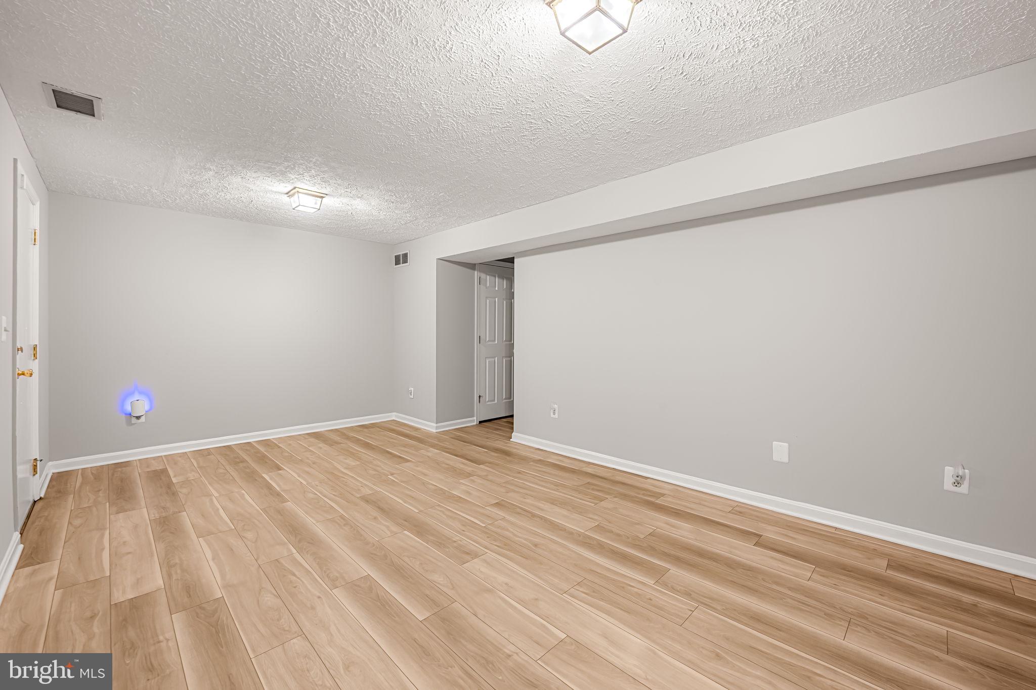 CASTINE - Residential