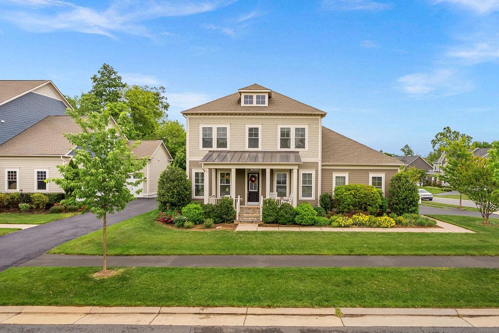 Photo of 41953 Paddock Gate Place, ASHBURN, VA 20148 (MLS # VALO2124900)