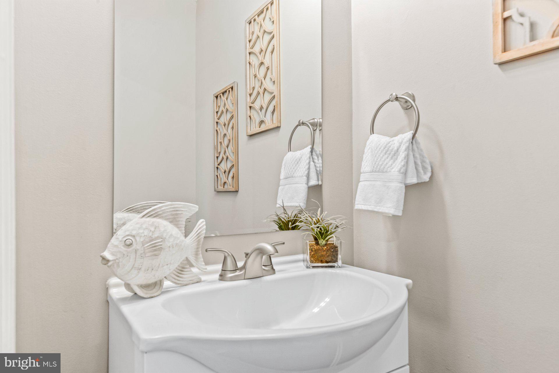 HUNTINGTON NEIGHBORHOOD - Residential