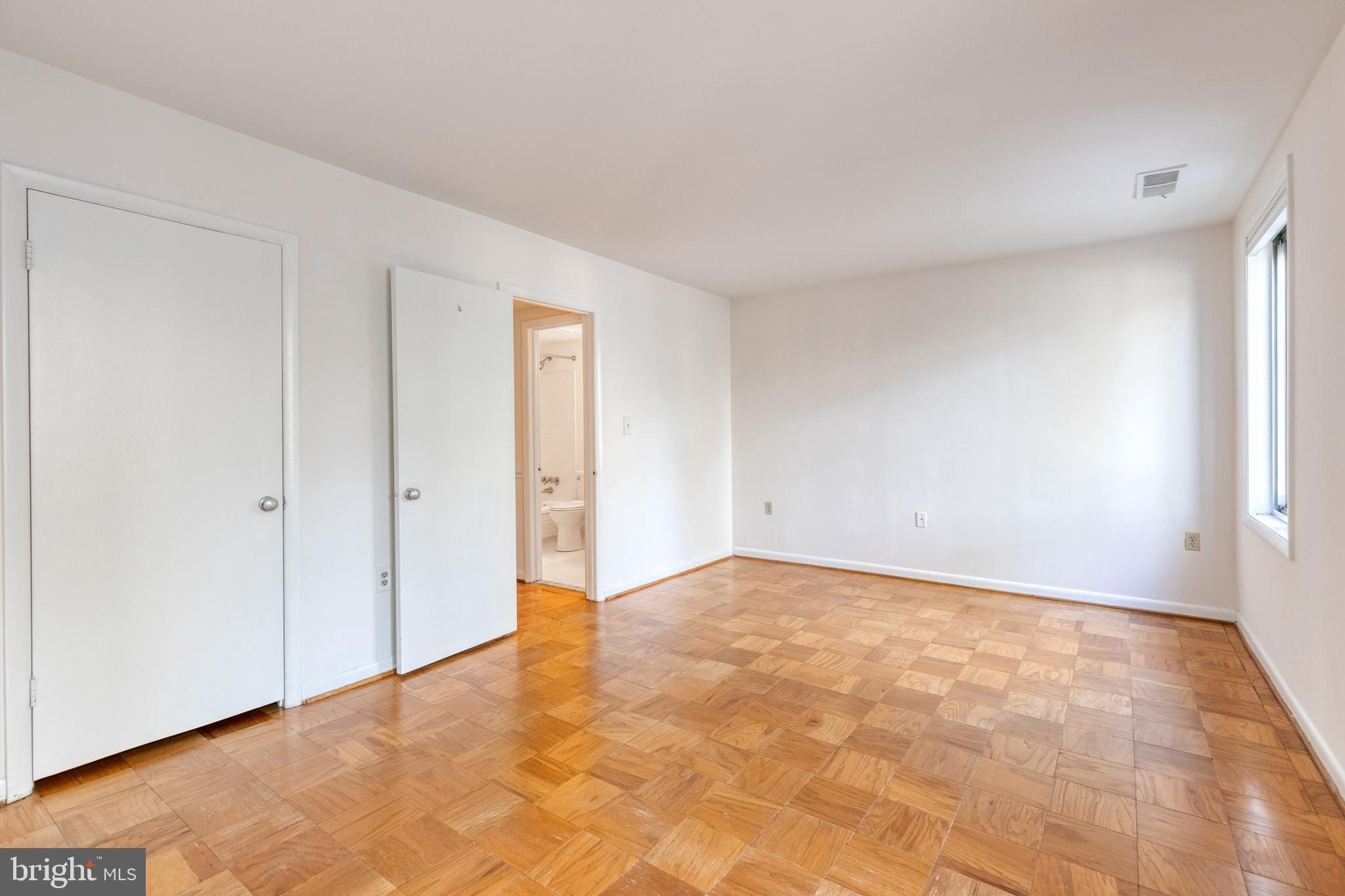 CROSS KEYS - Residential