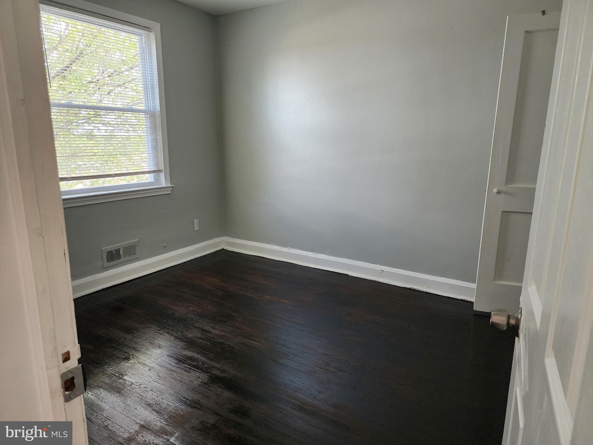 CLAREMONT-FREEDOM - Residential