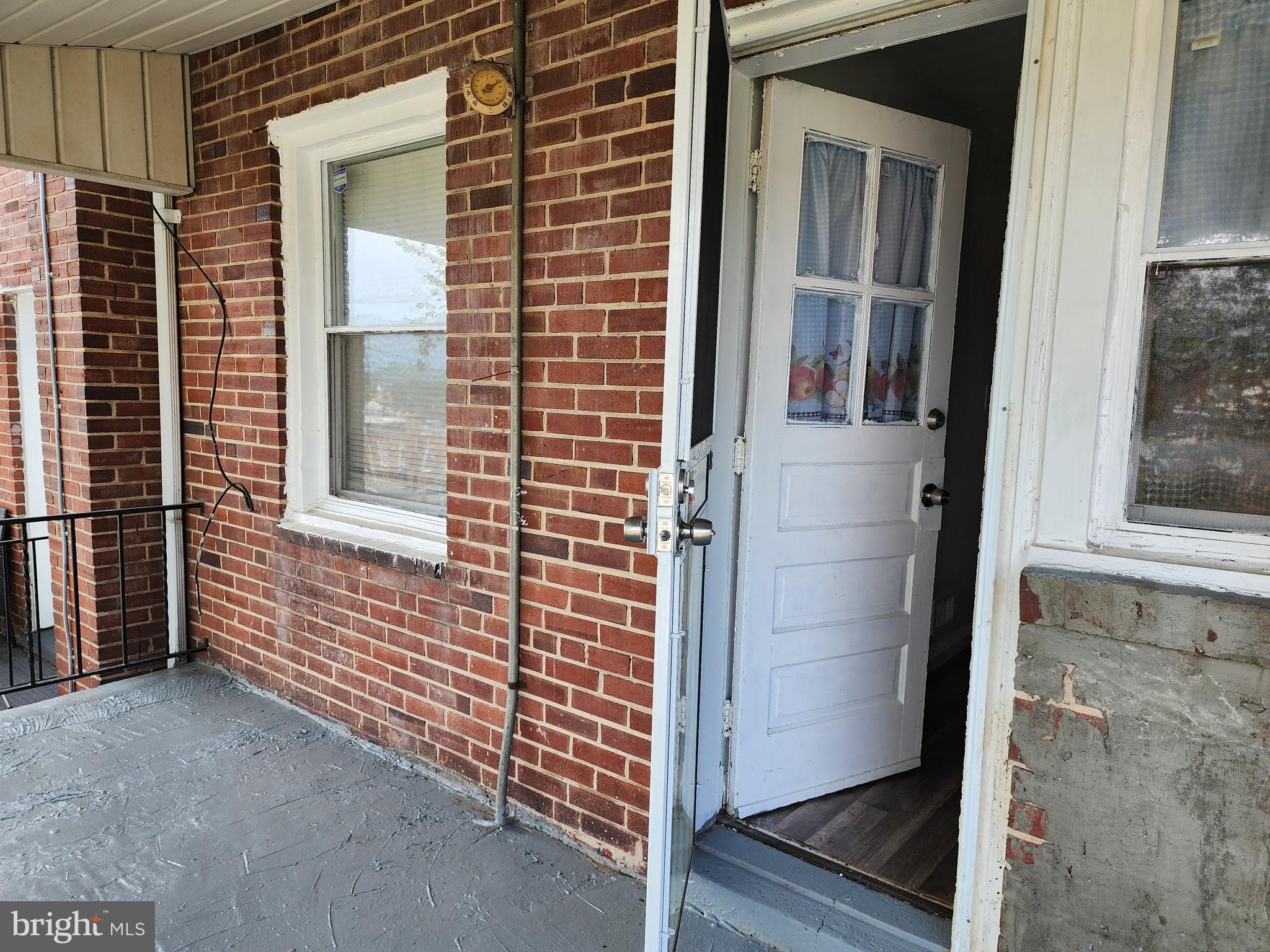 CLAREMONT-FREEDOM - Residential