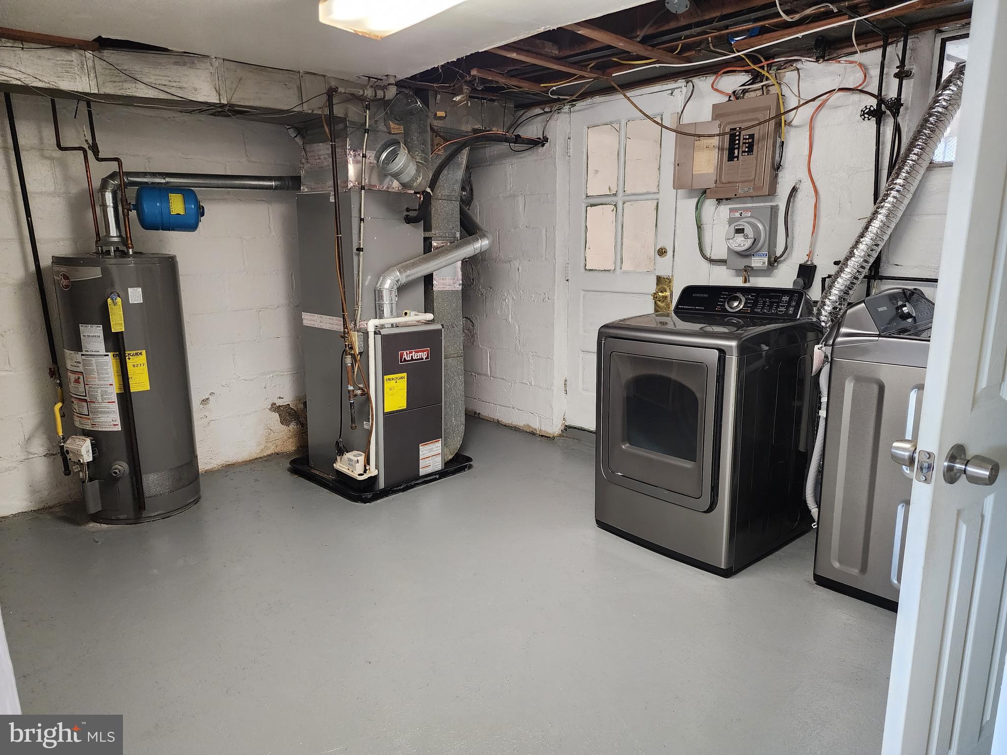 CLAREMONT-FREEDOM - Residential