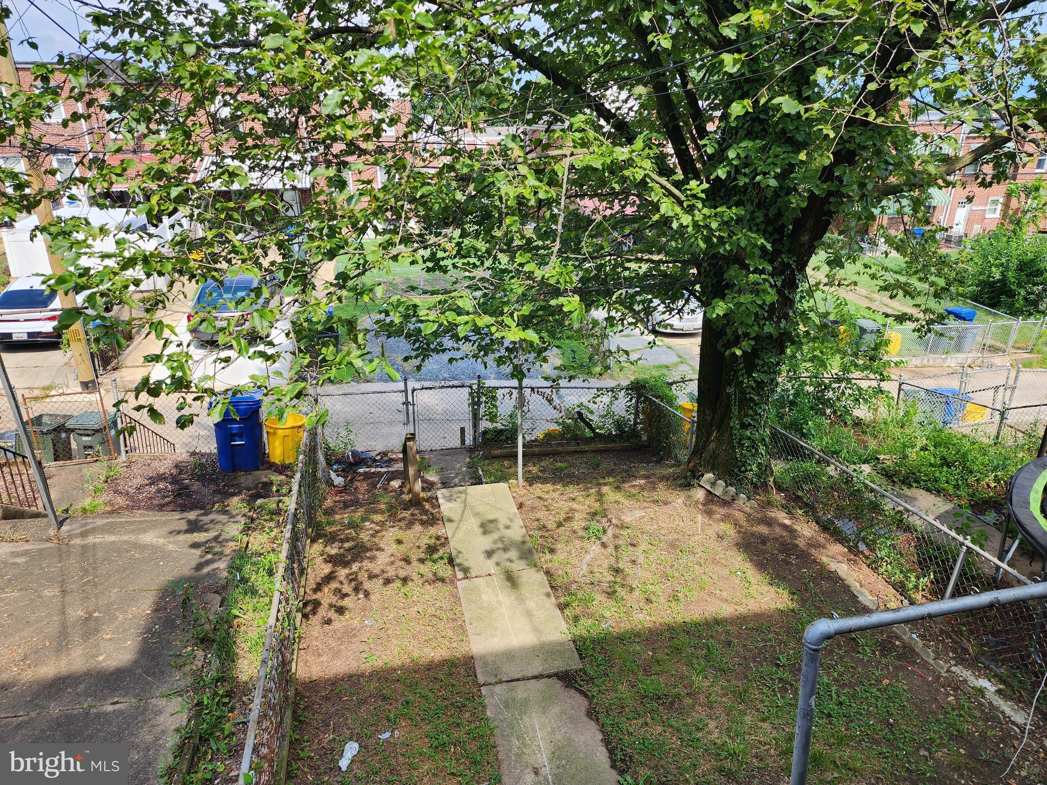 CLAREMONT-FREEDOM - Residential