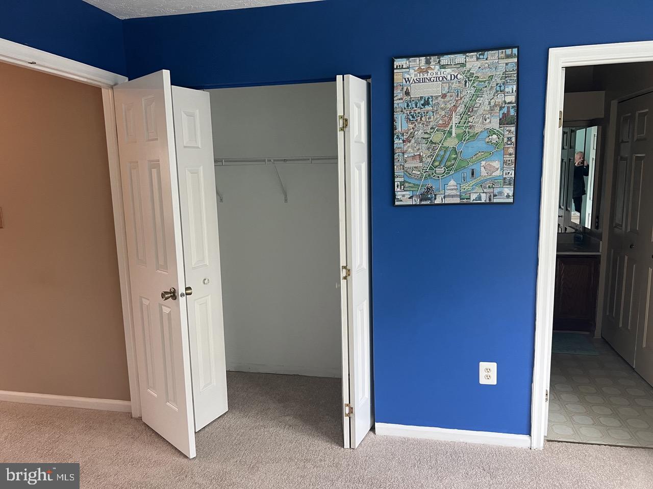 GUNNERS LAKE - Residential